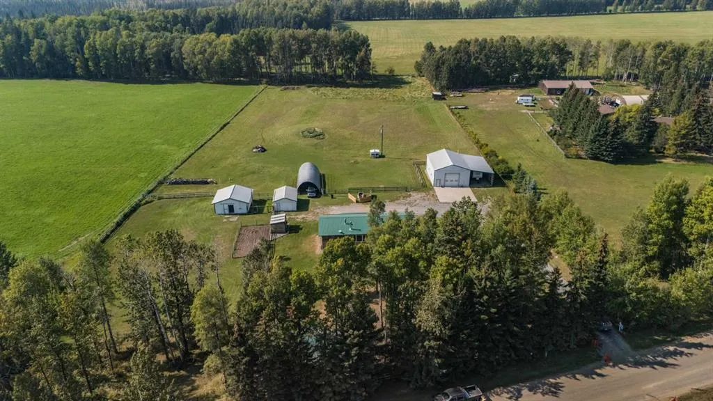 390050 RANGE ROAD 8-4