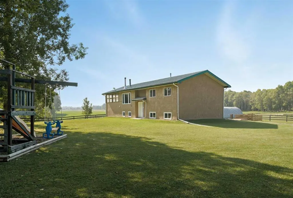 390050 RANGE ROAD 8-4