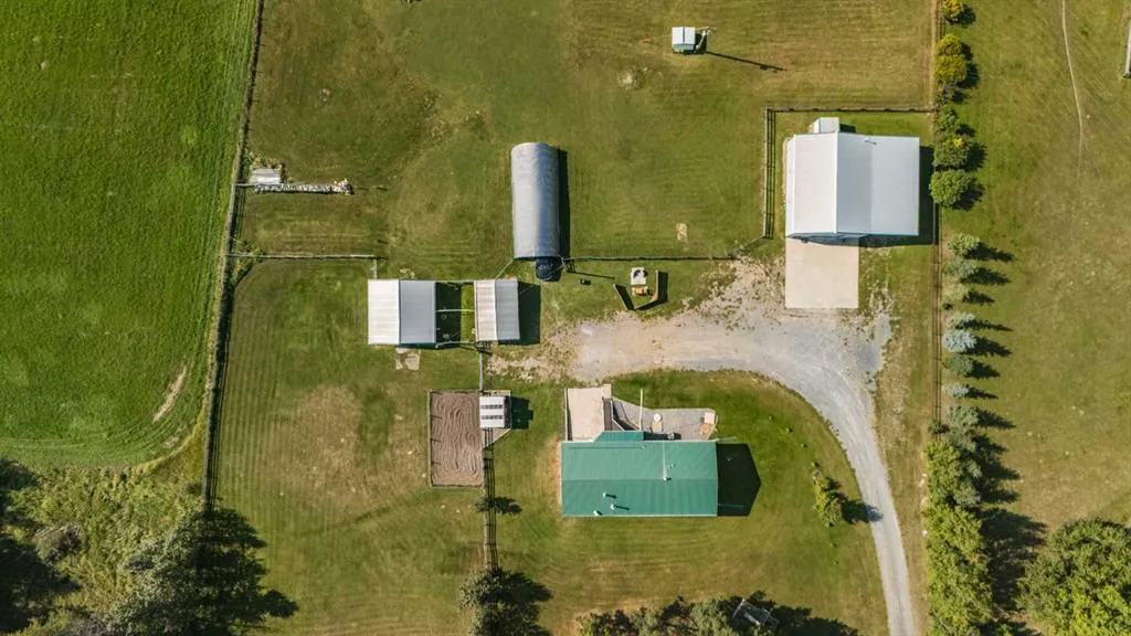 390050 RANGE ROAD 8-4