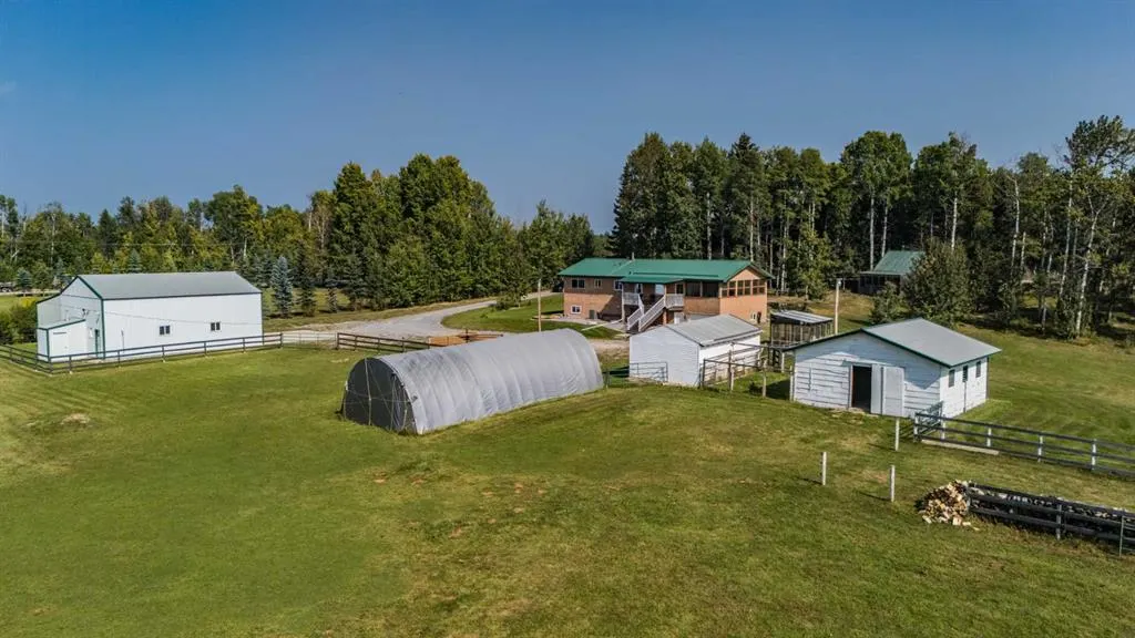 390050 RANGE ROAD 8-4
