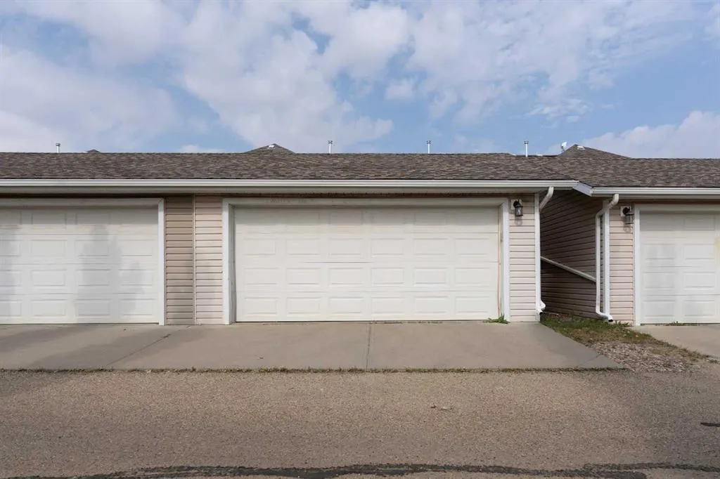 2411B Valleyview Drive Drive