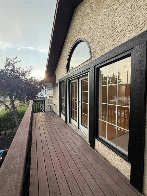 40 Millrise Drive SW