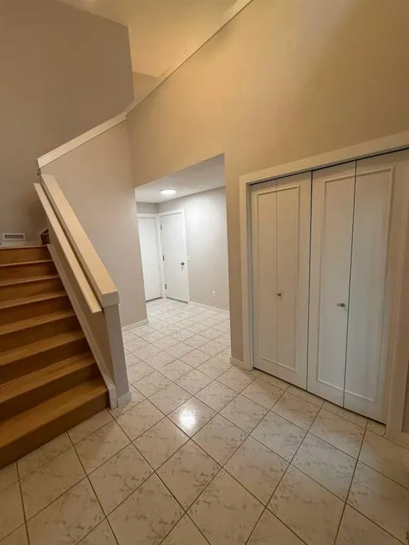 40 Millrise Drive SW