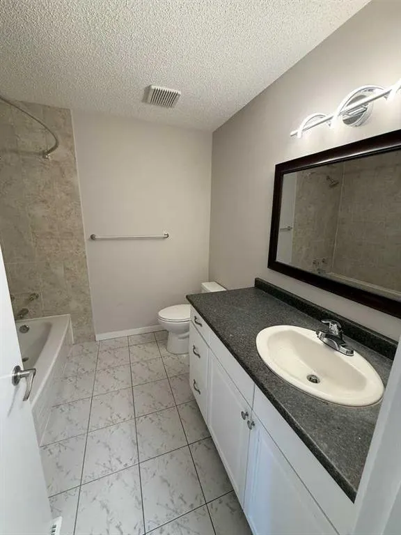 40 Millrise Drive SW