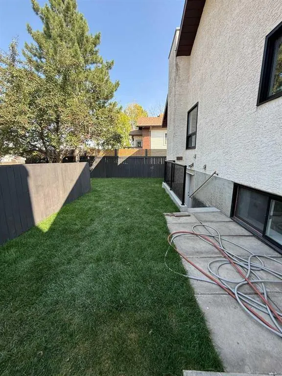 40 Millrise Drive SW