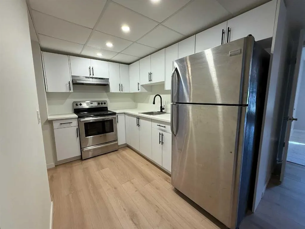 40 Millrise Drive SW