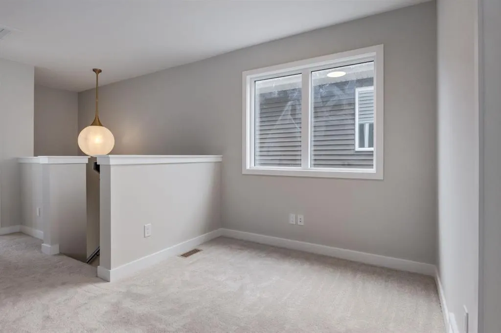 307 Sora Terrace SE