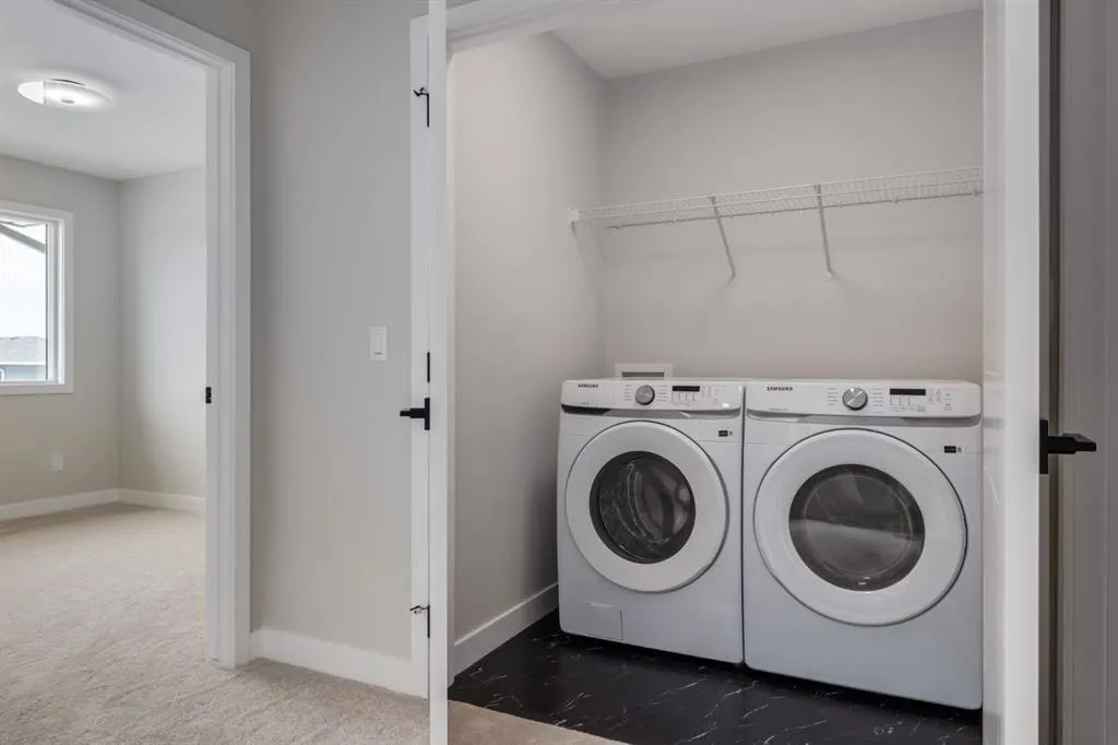 307 Sora Terrace SE