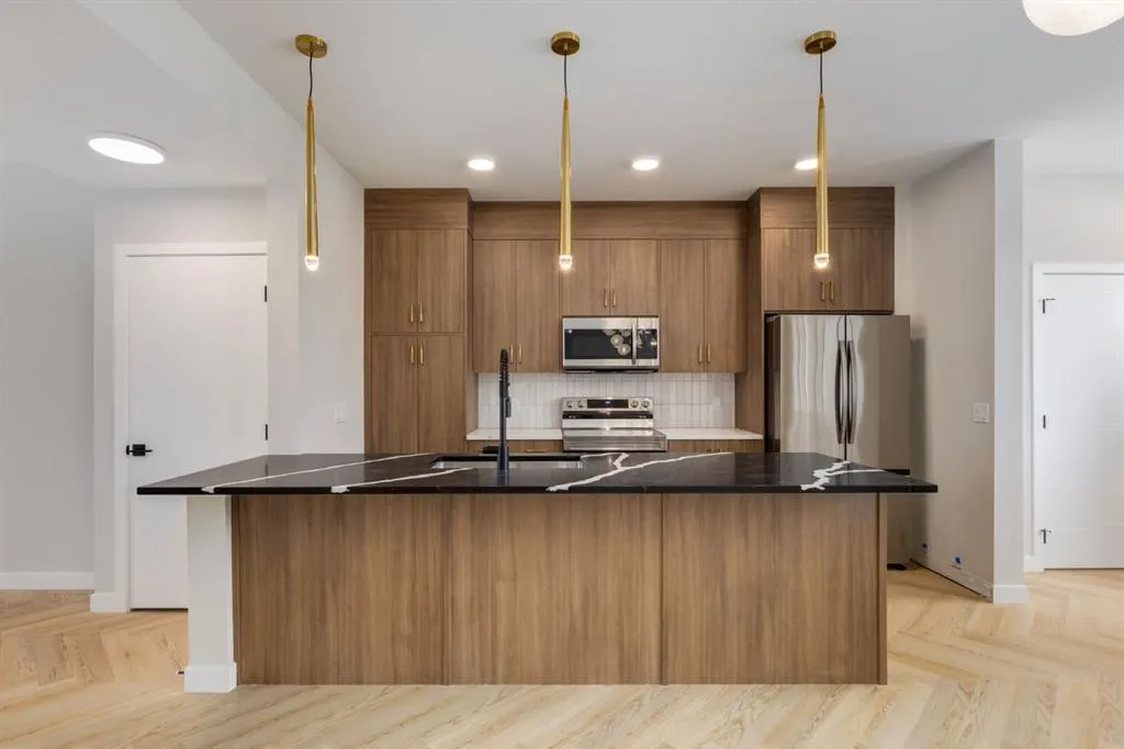 307 Sora Terrace SE