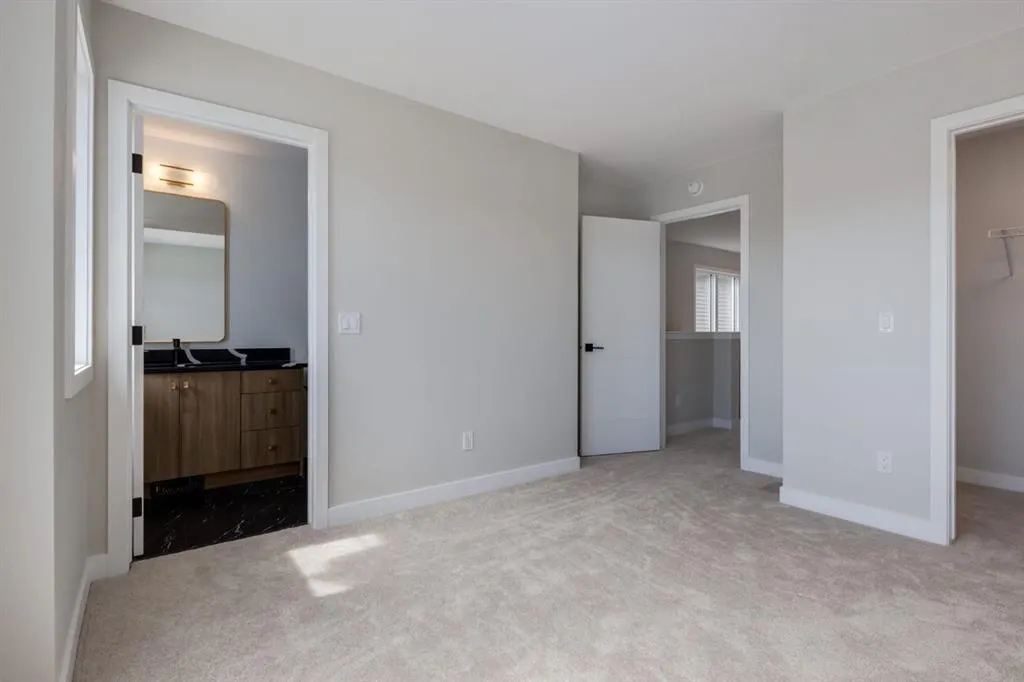 307 Sora Terrace SE