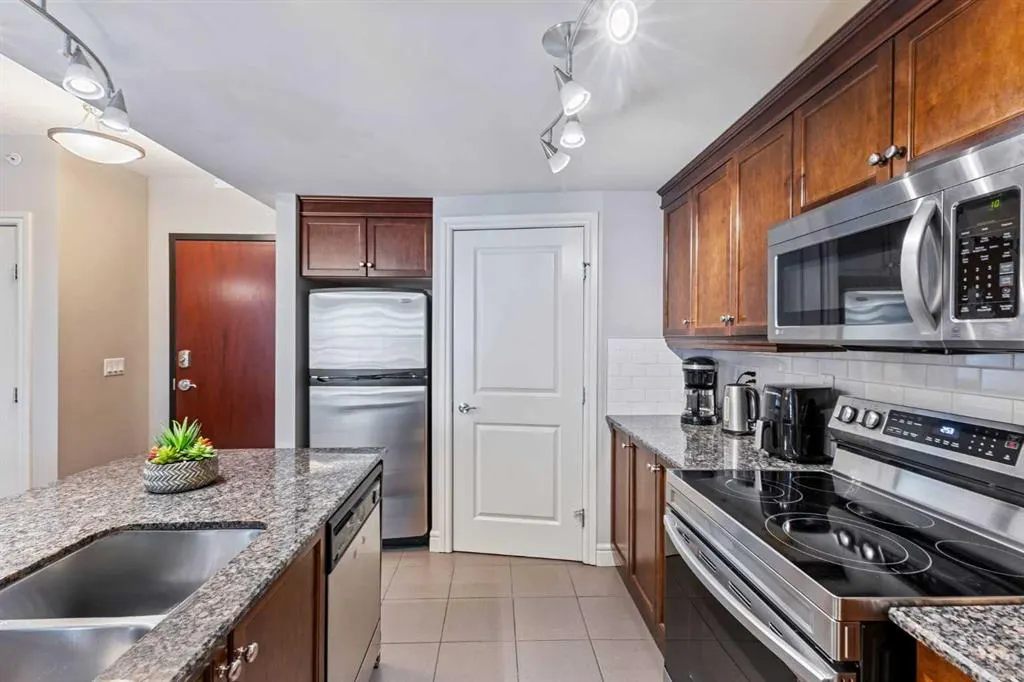 910 5 Avenue SW, #1106