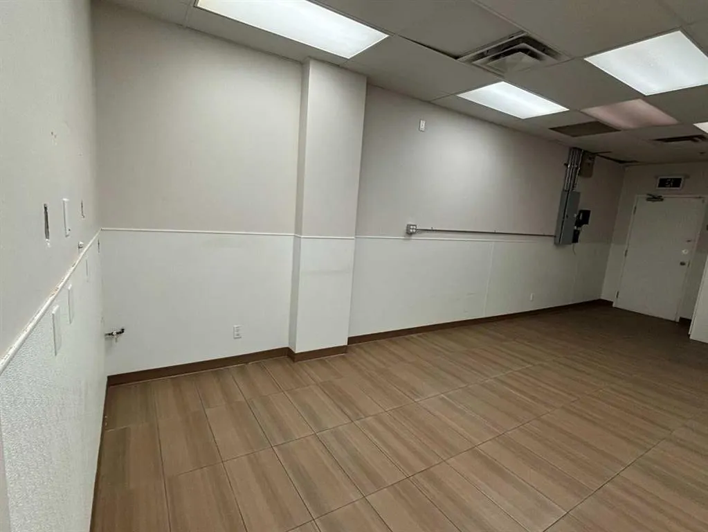 1015 Centre Street NW, #18