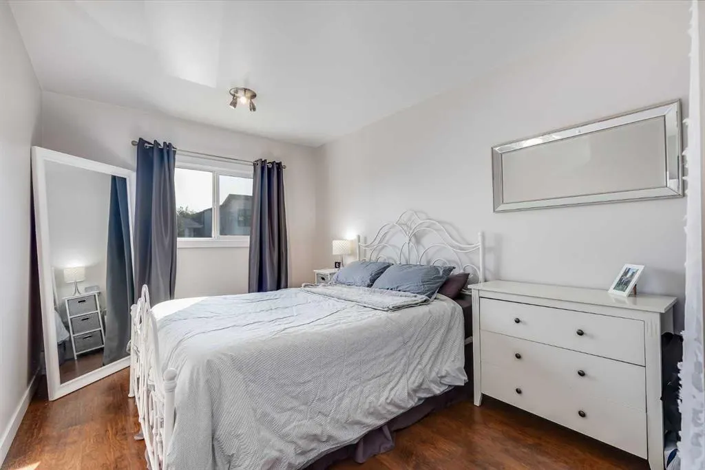 1811 18A Street SW, #302