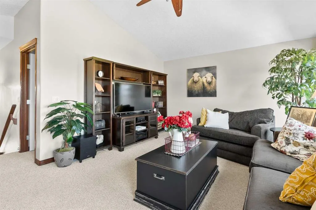 149 Tanner Close SE