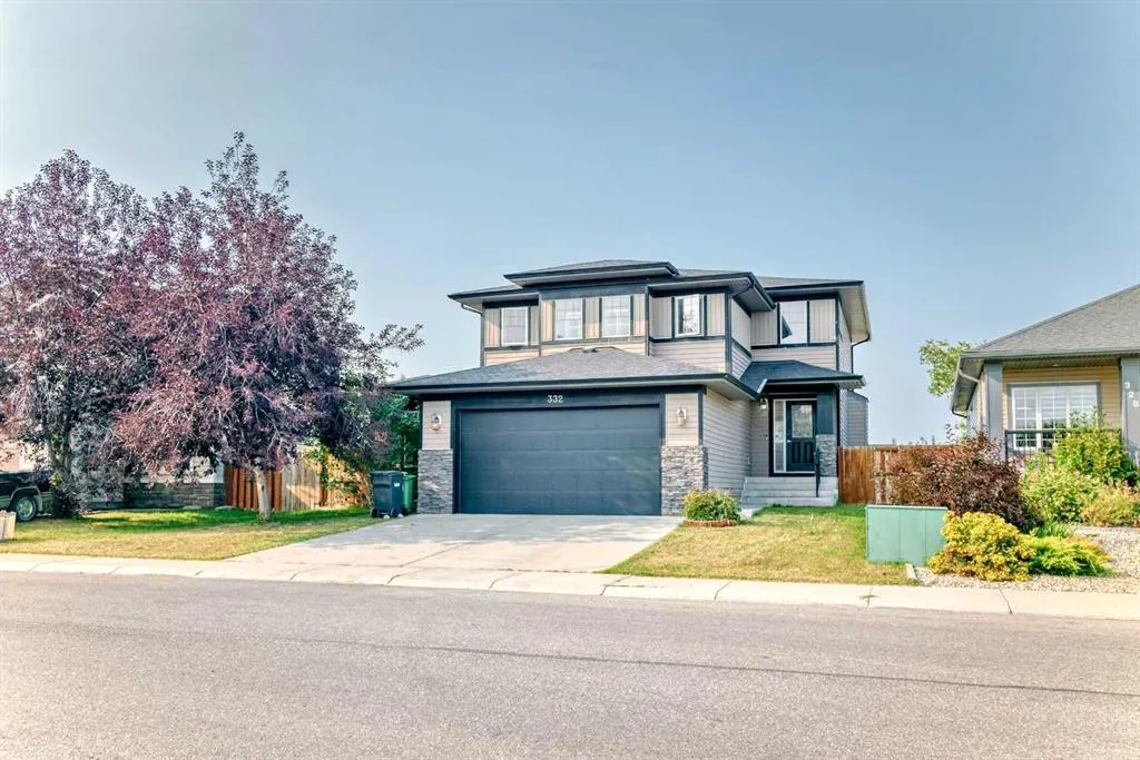 332 Ranch Close