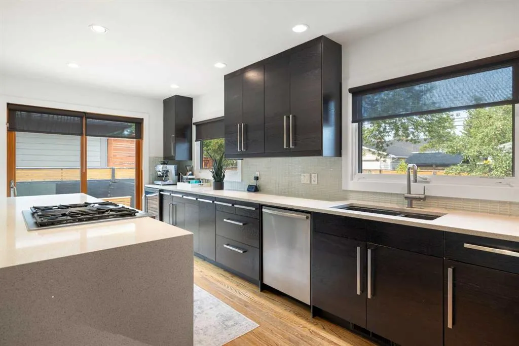 28 Glamorgan Drive SW