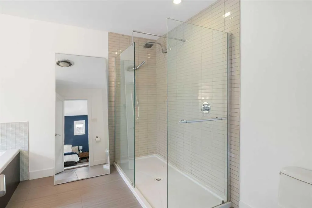 28 Glamorgan Drive SW