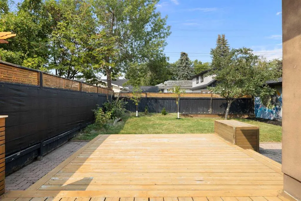 28 Glamorgan Drive SW