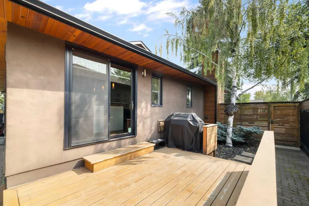 28 Glamorgan Drive SW