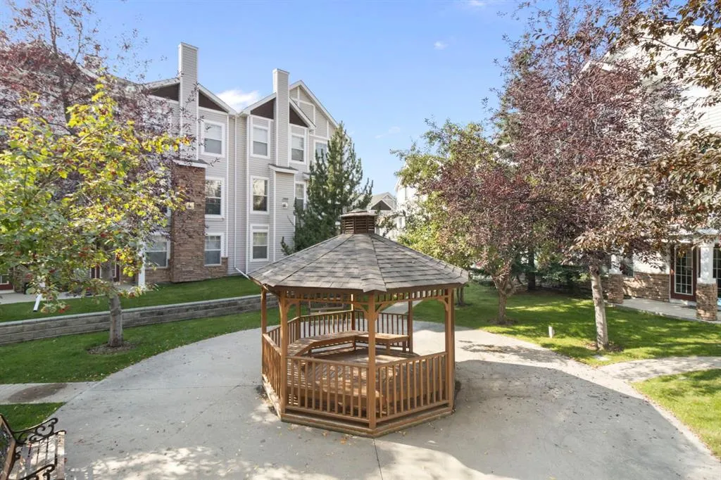 144 Hidden Creek Gardens NW