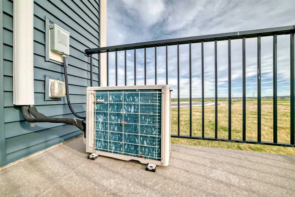 99 Copperstone Park SE, #2411