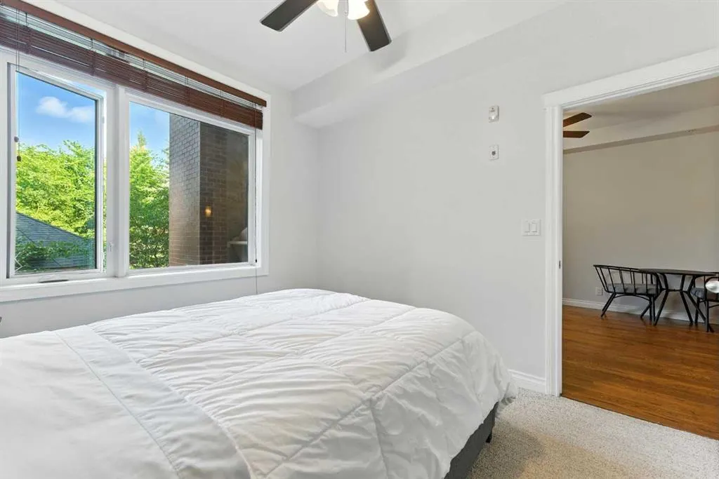 24 Hemlock Crescent SW, #3203