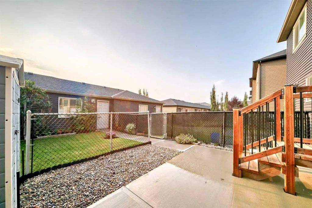 610 Hillcrest Road SW