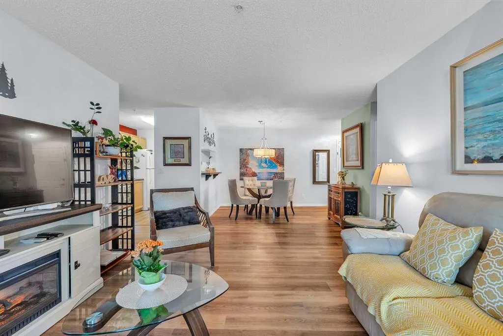 2022 Canyon Meadows Drive SE, #106