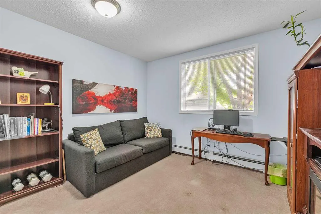 2022 Canyon Meadows Drive SE, #106