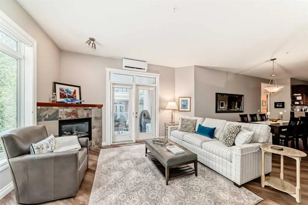 14 Hemlock Crescent SW, #7204