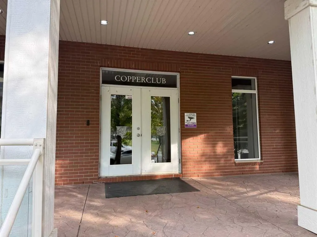 14 Hemlock Crescent SW, #7204