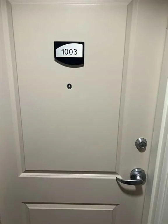 55 Spruce Place SW, #1003