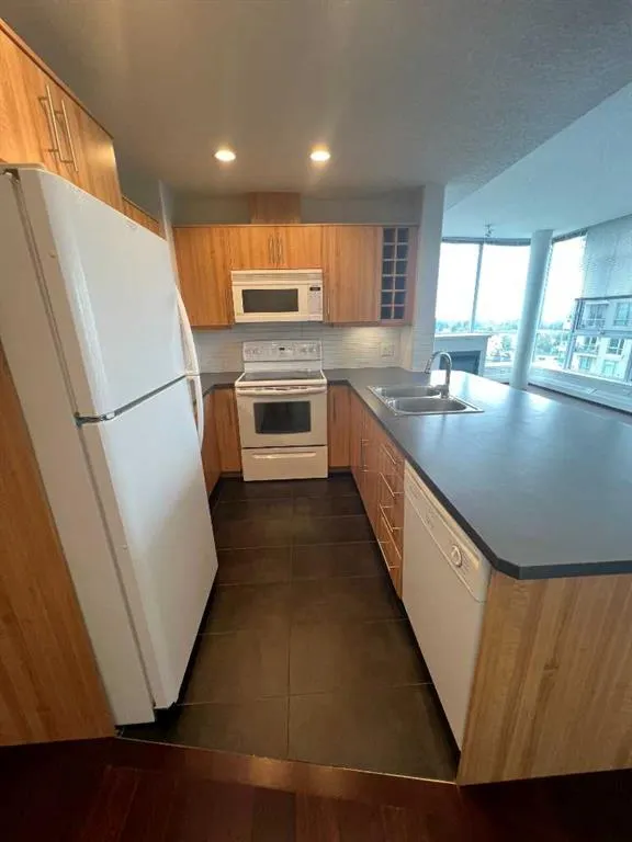 55 Spruce Place SW, #1003