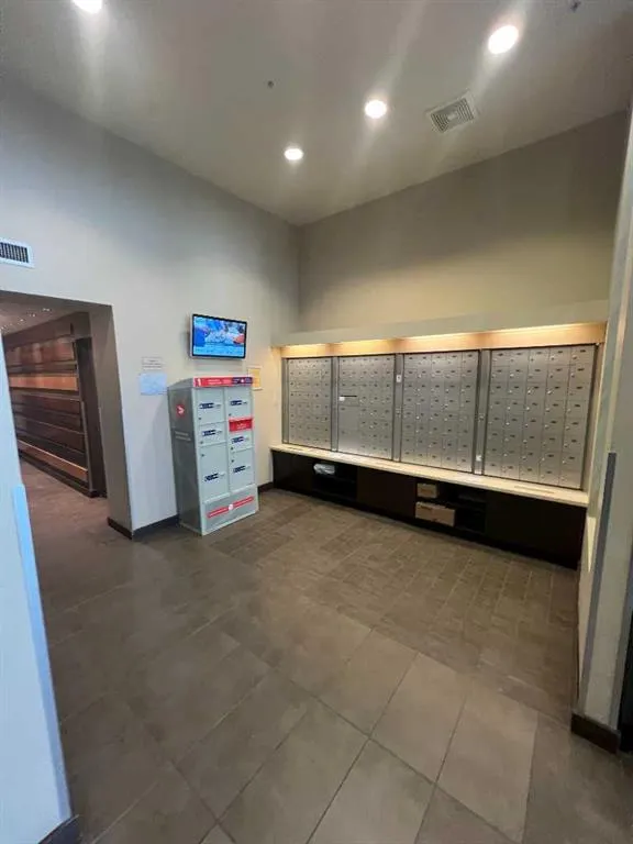 55 Spruce Place SW, #1003
