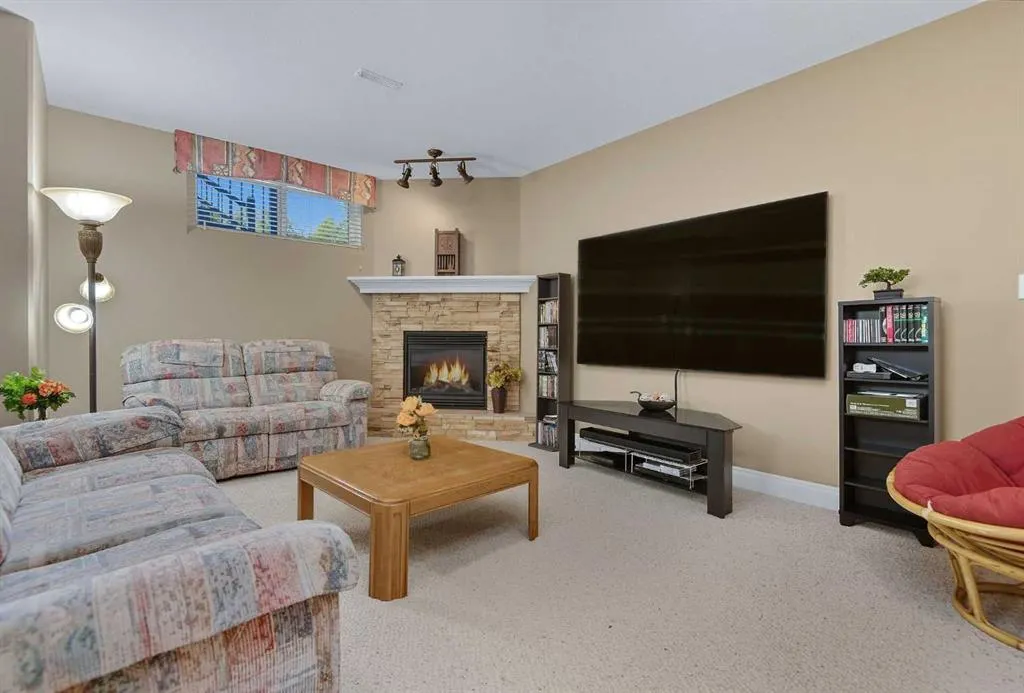 38 Abraham Close