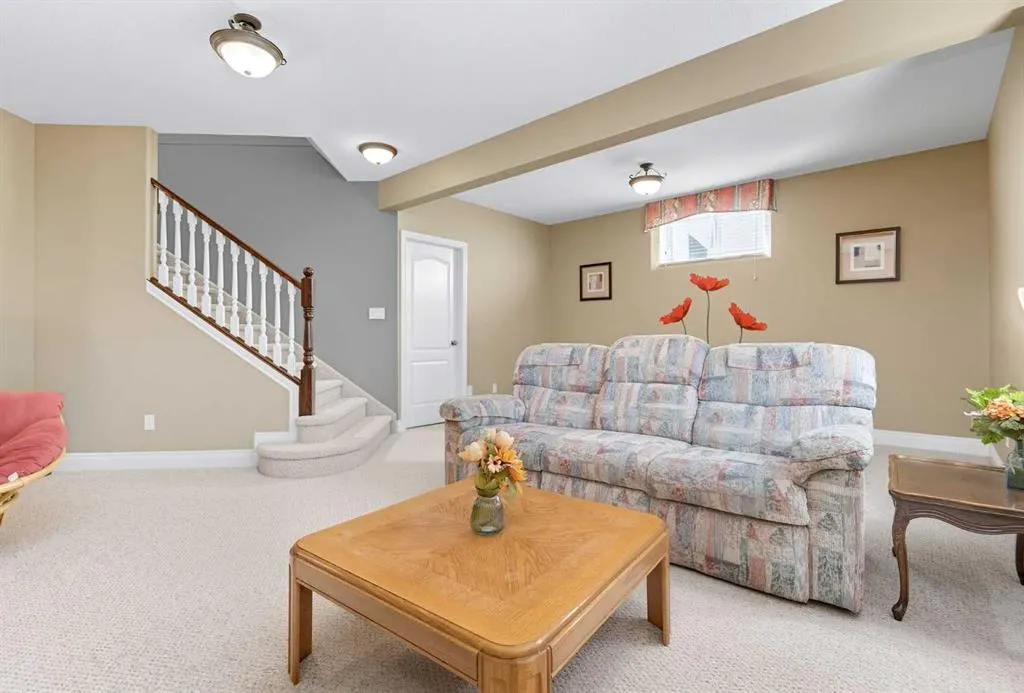 38 Abraham Close