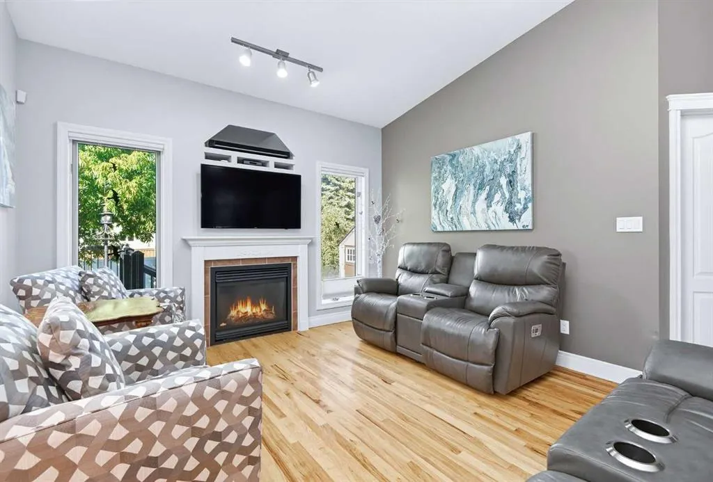 38 Abraham Close