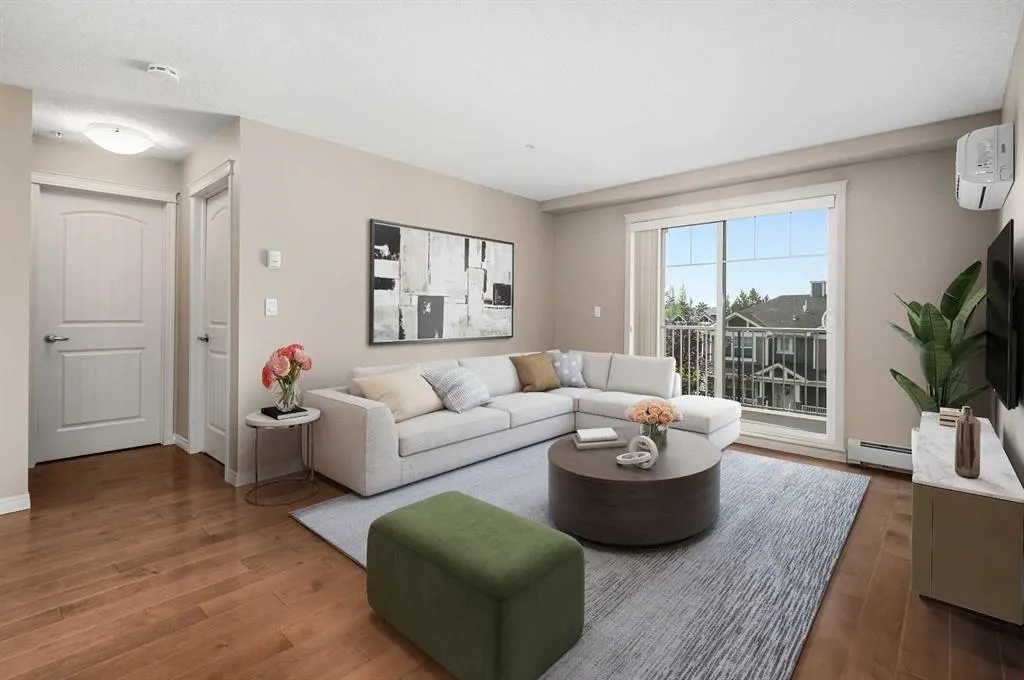 406 Cranberry Park SE, #305