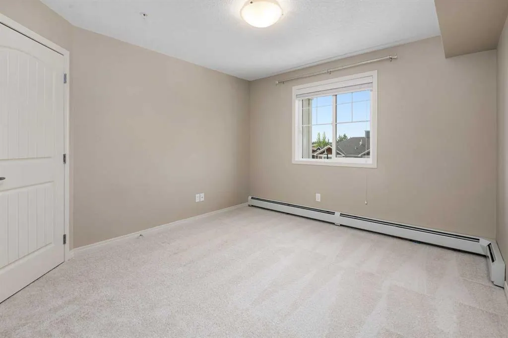 406 Cranberry Park SE, #305