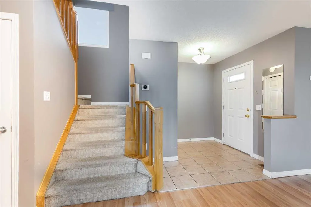 260 Covepark Rise NE