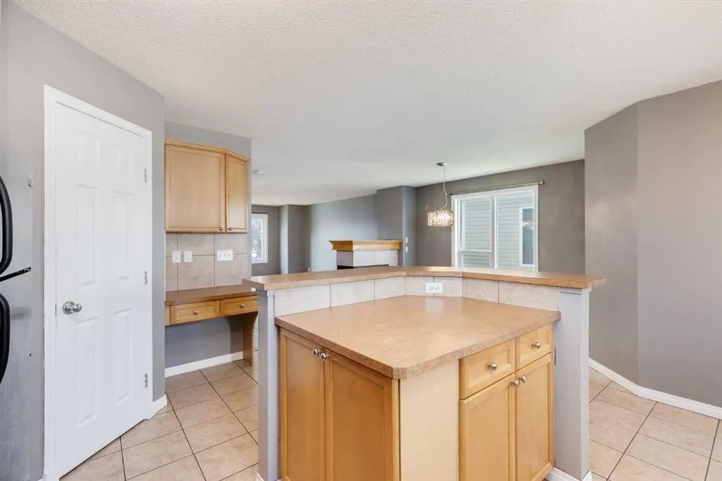 260 Covepark Rise NE