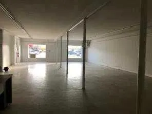 8 commercial court
