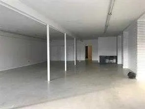 8 commercial court