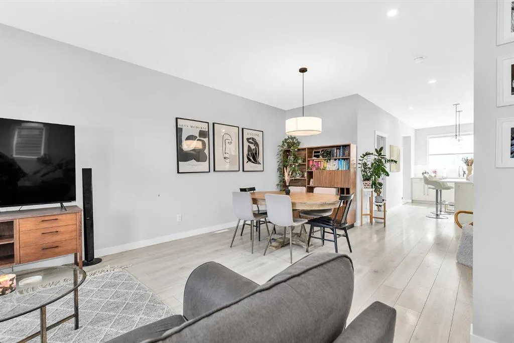 236 Chelsea Manor