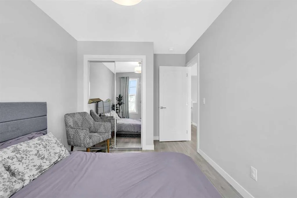 236 Chelsea Manor