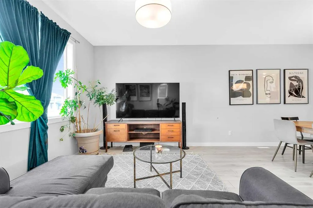 236 Chelsea Manor