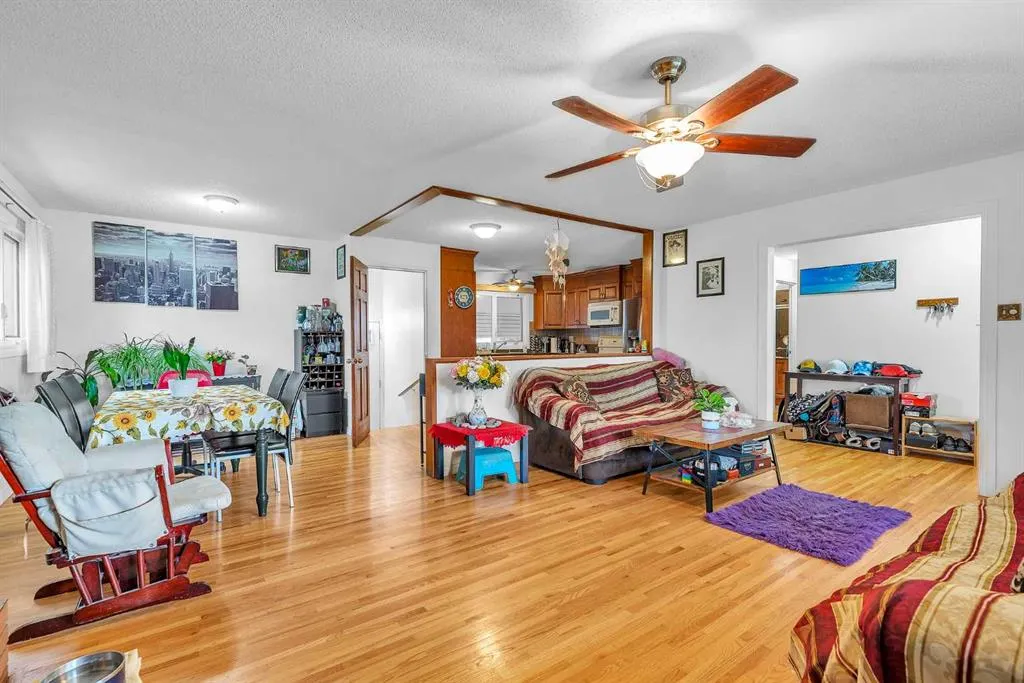 1055 Acadia Drive SE