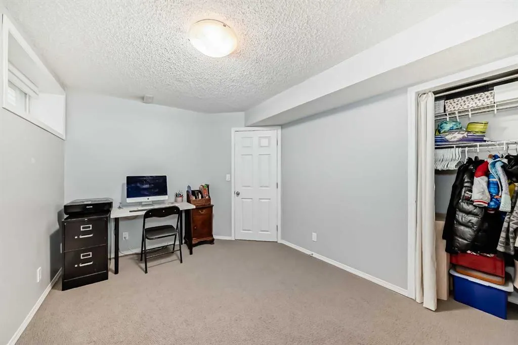 71 Tuscany Springs Rise NW