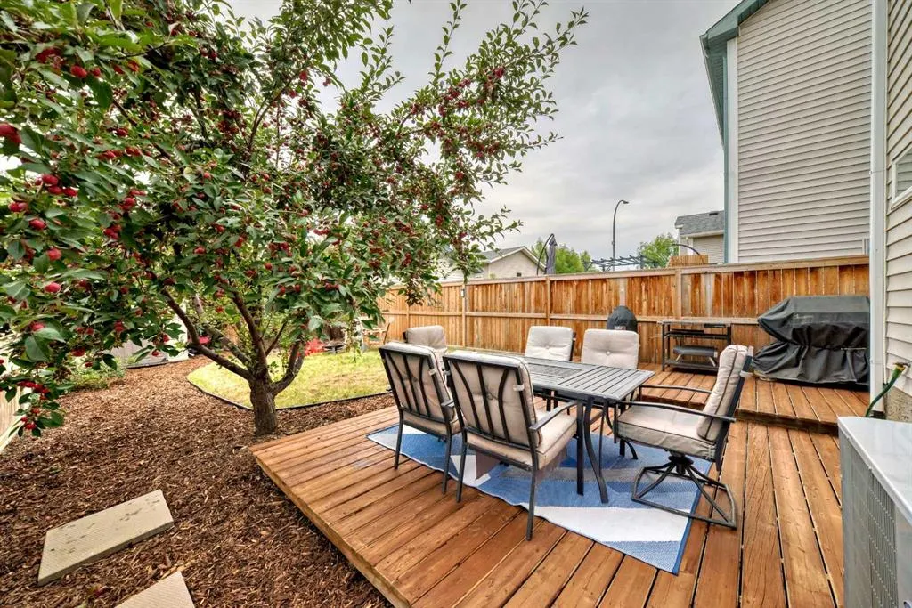 71 Tuscany Springs Rise NW