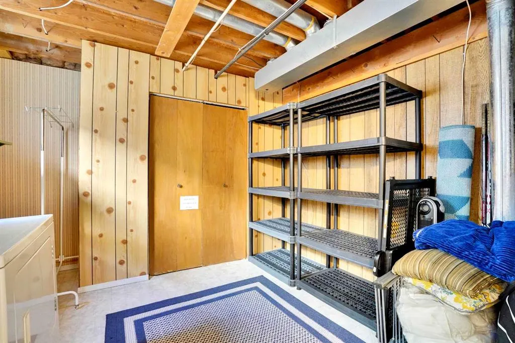 97 Alpine Crescent SE